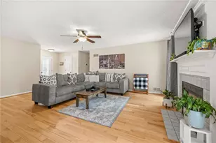 5930 Branden Hill Ln, Buford, GA 30518 - Photo 5