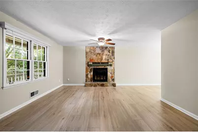 3465 Broxton Mill Way, Snellville, GA 30039 - Photo 9