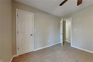 1305 Burning Bush Dr, Loganville, GA 30052 - Photo 13