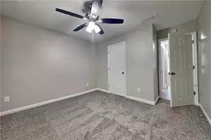 3975 Crestwater Ln, Snellville, GA 30039 - Photo 13