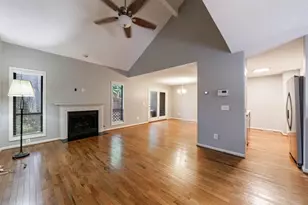 1002 Creatwood Circle SE, Smyrna, GA 30080 - Photo 11