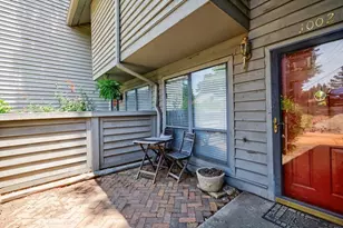 1002 Creatwood Circle SE, Smyrna, GA 30080 - Photo 3