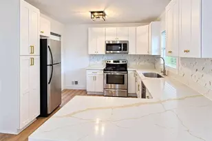 2940 Harris St, East Point, GA 30344 - Photo 11