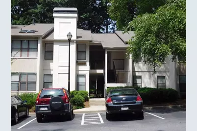 2008 Huntingdon Chase #2008, Sandy Springs, GA 30350 - Photo 3