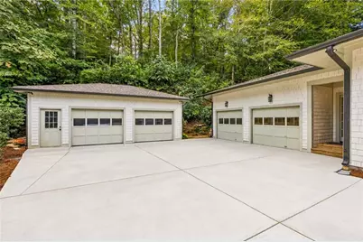 544 Hollydale Court NW, Atlanta, GA 30342 - Photo 61