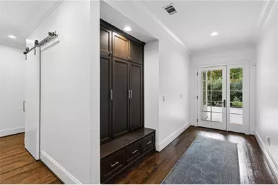 544 Hollydale Court NW, Atlanta, GA 30342 - Photo 31