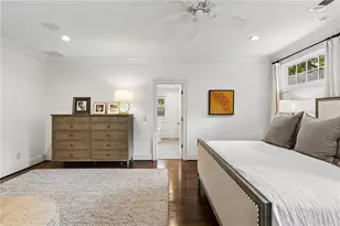 544 Hollydale Ct NW, Atlanta, GA 30342 - Photo 23