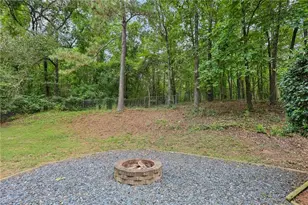 231 Sabrina Ct, Woodstock, GA 30188 - Photo 41