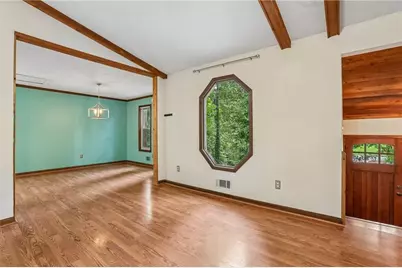 231 Sabrina Court, Woodstock, GA 30188 - Photo 9