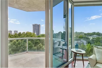 2795 Peachtree Road NE #602, Atlanta, GA 30305 - Photo 3
