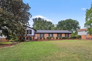 6547 Annette Ct, Riverdale, GA 30296 - Photo 3
