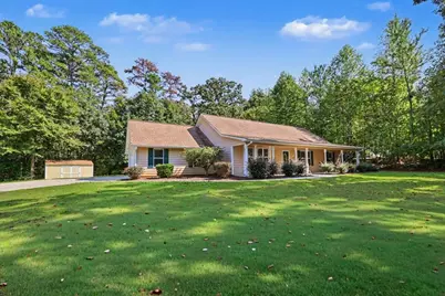 129 Buckeye Point, Commerce, GA 30530 - Photo 1