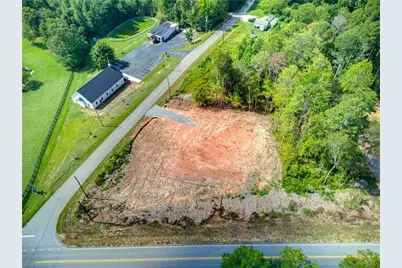 4802 Patterson Lane, Gainesville, GA 30506 - Photo 3
