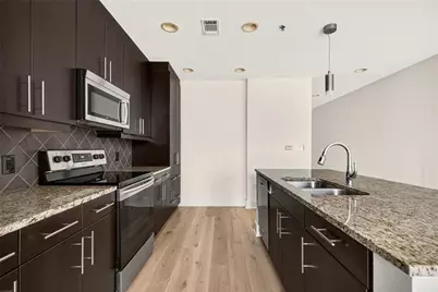 1080 Peachtree Street NE #2004, Atlanta, GA 30309 - Photo 9