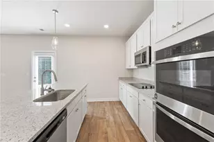 342 Jarrett St, Fairburn, GA 30213 - Photo 11