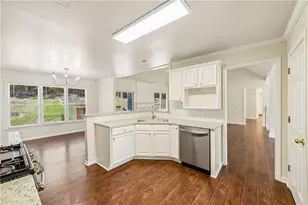 6608 Windbrook Way, Flowery Branch, GA 30542 - Photo 23