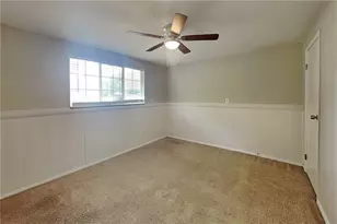2582 Morgan Lake Dr NE, Marietta, GA 30066 - Photo 13