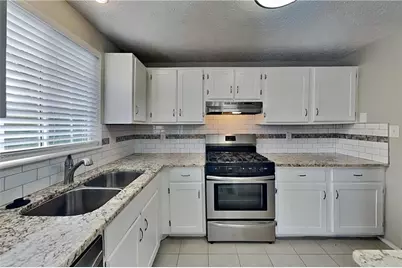 2582 Morgan Lake Drive NE, Marietta, GA 30066 - Photo 7