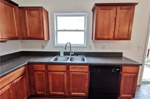 2073 Executive Dr, Duluth, GA 30096 - Photo 15