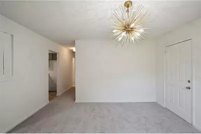 1668 Oak Knoll Circle SE, Atlanta, GA 30315 - Photo 3