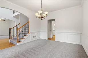 318 Hamilton Dr, Conyers, GA 30094 - Photo 9
