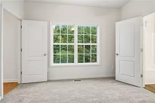 318 Hamilton Dr, Conyers, GA 30094 - Photo 17