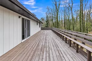 611 Navarre Dr, Stone Mountain, GA 30087 - Photo 17
