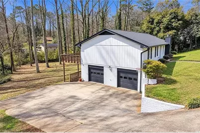 611 Navarre Drive, Stone Mountain, GA 30087 - Photo 21