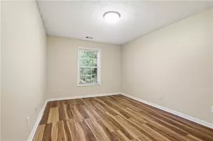 465 Lantern Wood Dr, Scottdale, GA 30079 - Photo 15