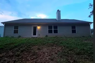 174 Pecan St, Danielsville, GA 30633 - Photo 5