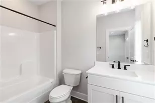 2461 Sycamore Rd NW, Atlanta, GA 30318 - Photo 15