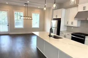 2461 Sycamore Rd NW, Atlanta, GA 30318 - Photo 7
