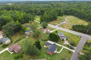 5083 Flakes Mill Rd, Ellenwood, GA 30294 - Photo 5