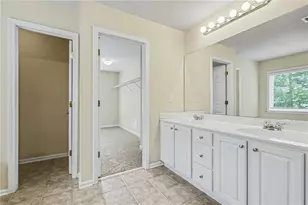925 Liberty Ives Dr, Auburn, GA 30011 - Photo 15