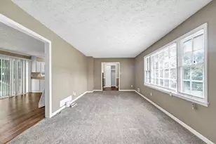 2367 Lake Jodeco Rd, Jonesboro, GA 30236 - Photo 9