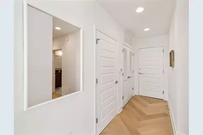 1080 Peachtree Street NE #2307, Atlanta, GA 30309 - Photo 13