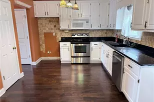 209 Ashley Dr, McDonough, GA 30252 - Photo 17