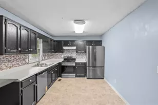 28 Cypress Cir, Carrollton, GA 30116 - Photo 17