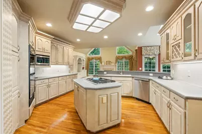 5299 Garnaby Lane NW, Peachtree Corners, GA 30092 - Photo 3