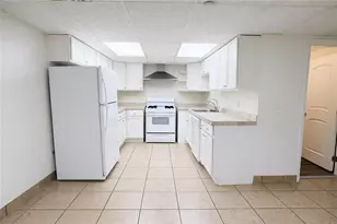 220 Sandy Springs Pl, Atlanta, GA 30328 - Photo 5