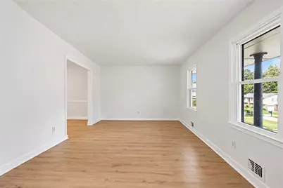 4145 Emerald North Drive, Decatur, GA 30035 - Photo 11