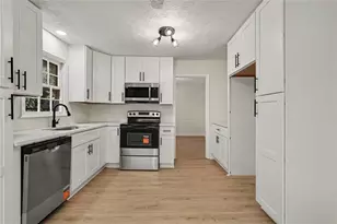 4145 Emerald N Dr, Decatur, GA 30035 - Photo 7