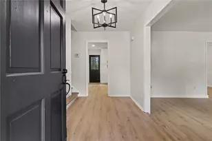 4145 Emerald N Dr, Decatur, GA 30035 - Photo 3