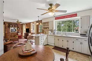 645 Patrick Pl NE, Sandy Springs, GA 30328 - Photo 7