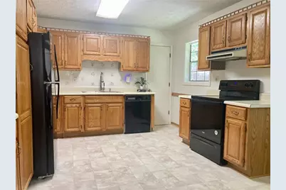 50 Foxboro Court, Powder Springs, GA 30127 - Photo 3
