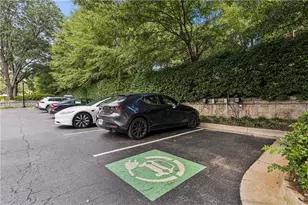 825 Highland Ln NE, Atlanta, GA 30306 - Photo 41