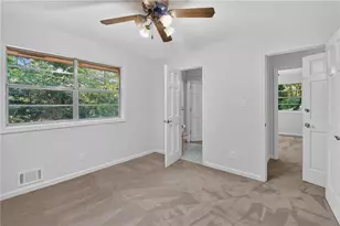 6245 Jones Rd, Atlanta, GA 30349 - Photo 19