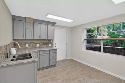 6245 Jones Road, Atlanta, GA 30349 - Photo 27