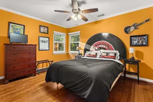 1388 Carolyn Dr NE, Atlanta, GA 30329 - Photo 15