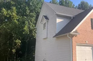 3881 Roxfield Dr, Buford, GA 30518 - Photo 3